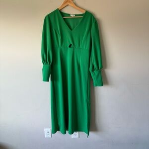 Elegant Green V-Neck Dress